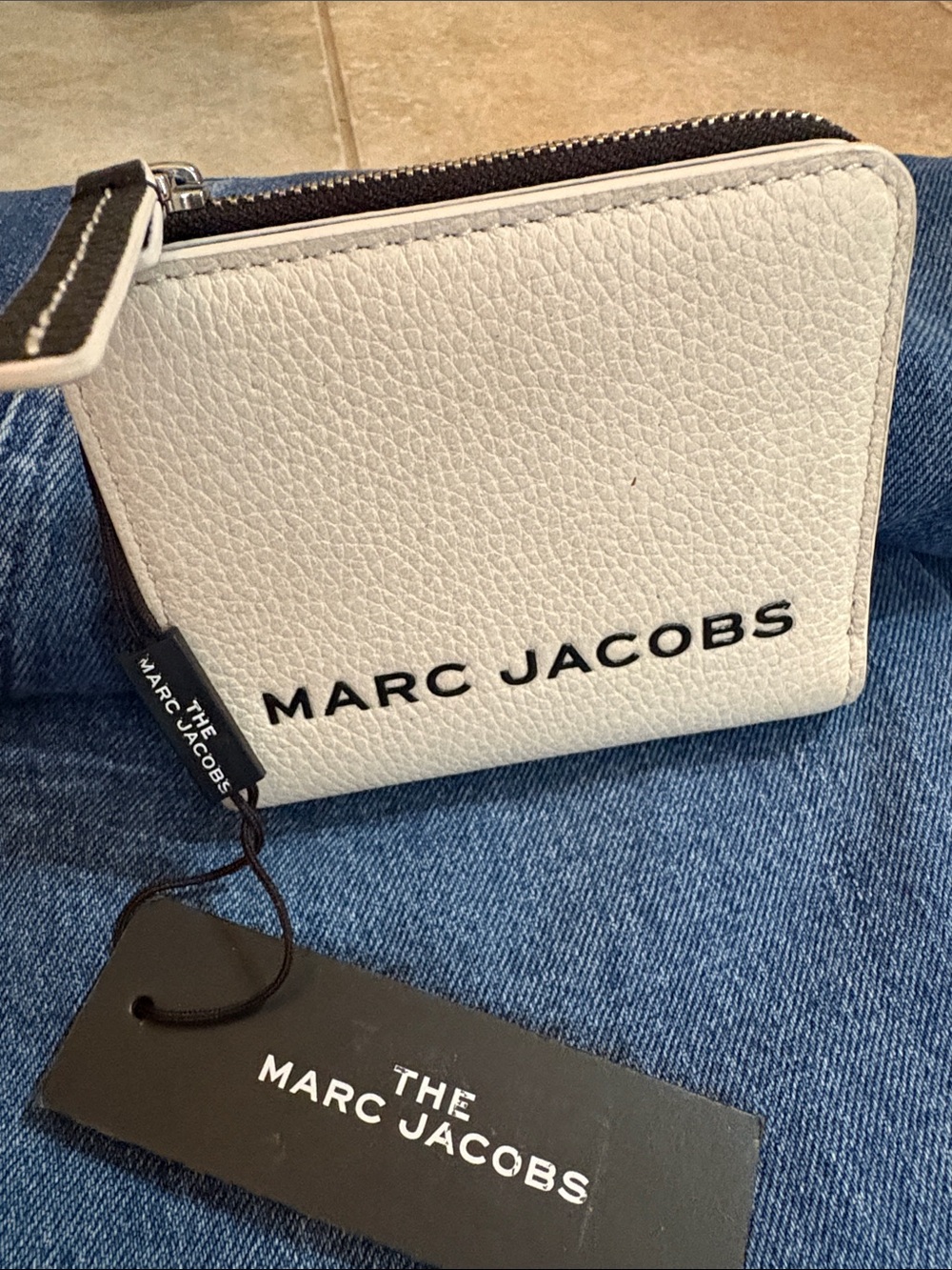 The Marc Jacob’s leather zip wallet